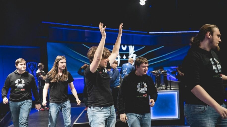 Albus Nox Luna Shock at Worlds