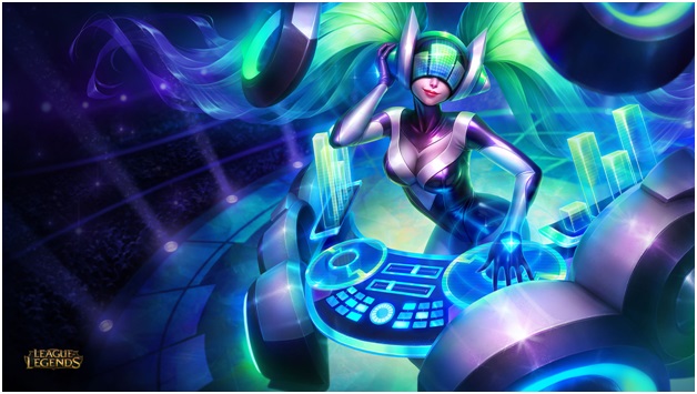 playing dj sona on league of legends