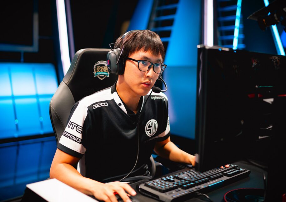 Doublelift Joins Team Liquid